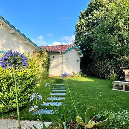 Haritzaga D'hôte Terrasse&jardin Privé Bed and breakfast