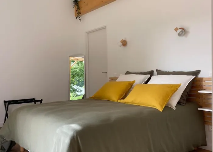 Bed & Breakfast Haritzaga D'hote Terrasse & Jardin Prive 4*