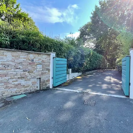 Haritzaga D'hote Terrasse & Jardin Prive Bed & Breakfast *