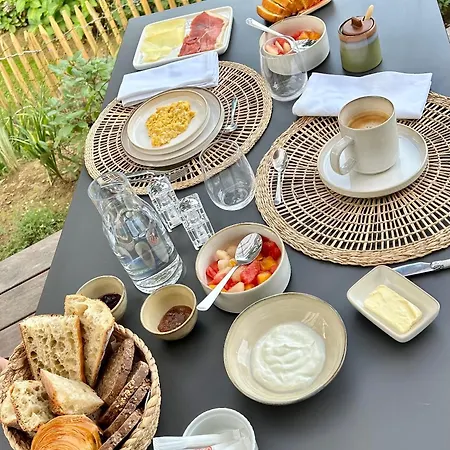 Frühstückspension Haritzaga D'hote Terrasse & Jardin Prive