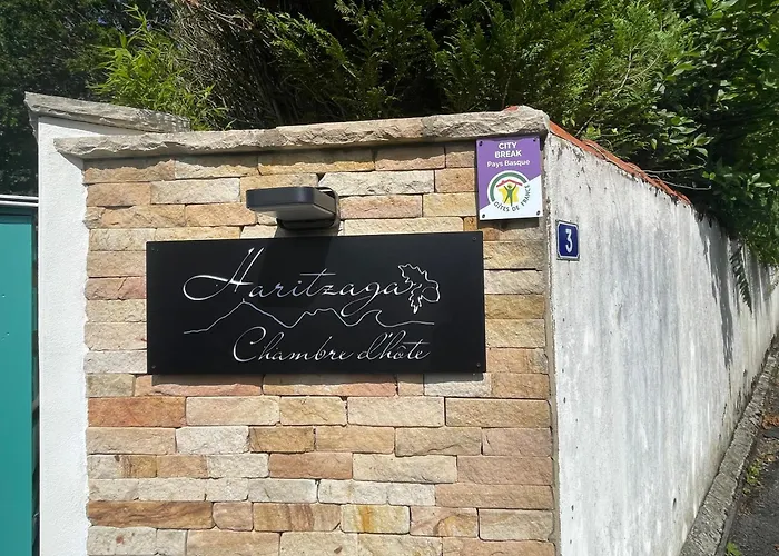Haritzaga D'hote Terrasse & Jardin Prive Bed & Breakfast 4*